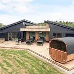 5 Star In Holiday home Hojslev