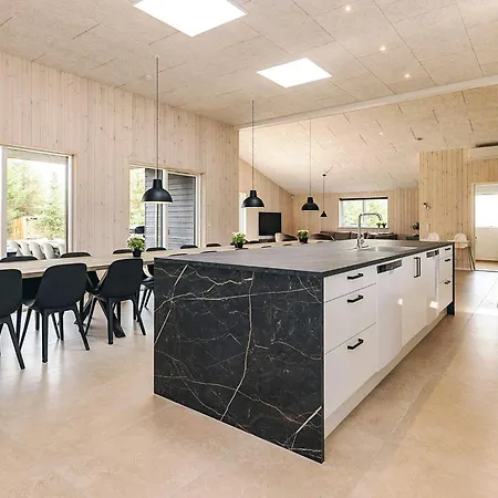 5 Star In Højslev